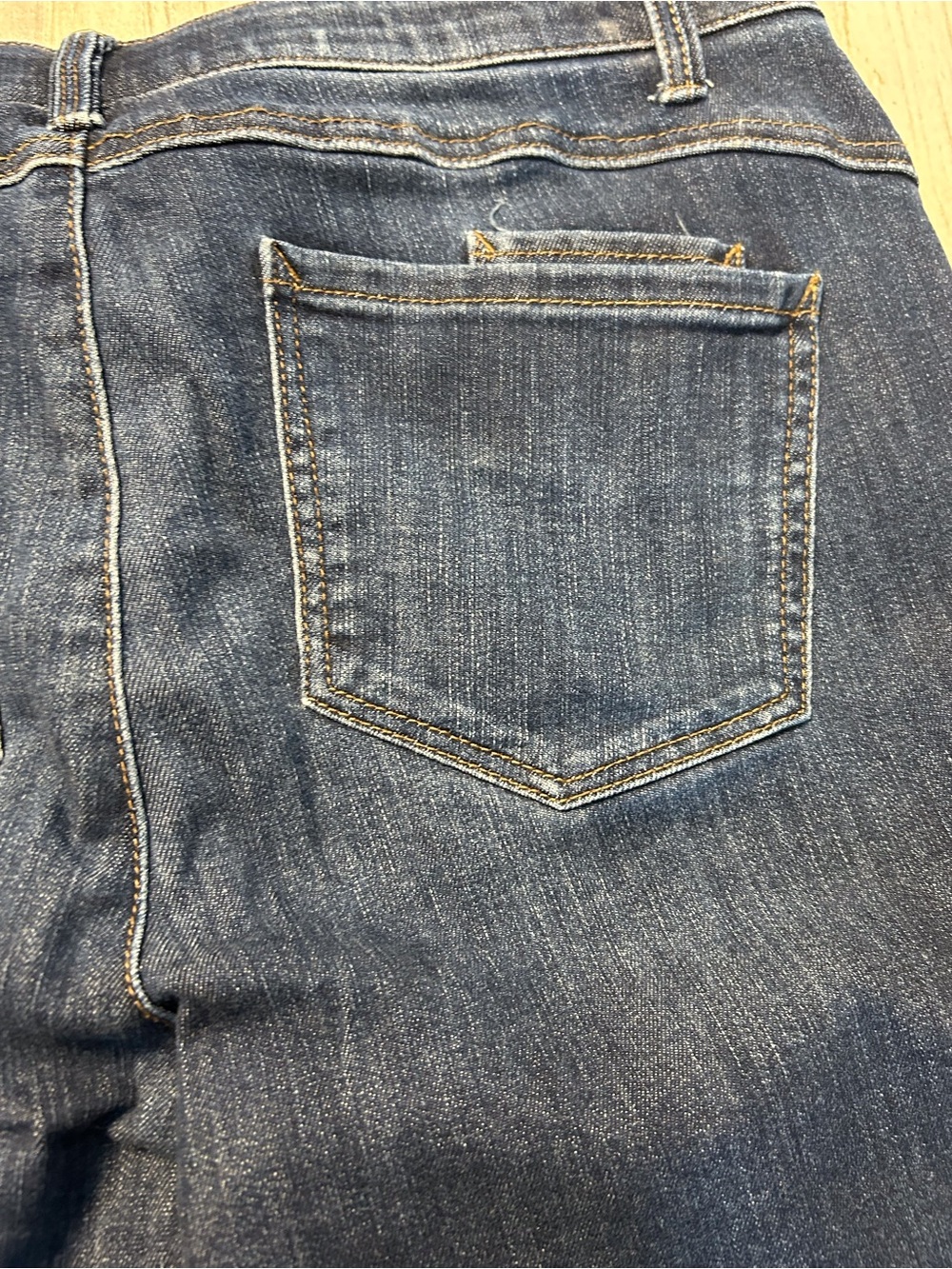 Dark Wash Women 14 Straight Leg Jeans Ab Technology Raw Hem Classic Cozy Casual - Picture 5 of 9